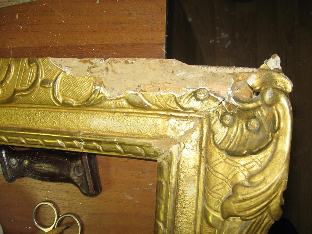 Фото в процессе реставрации