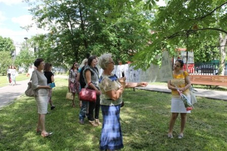 Тенистыми аллеями литературных героев 